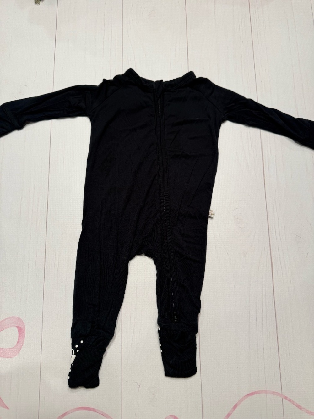 MonkeeRoos Bamboo Black Zippy Size 0-3 months